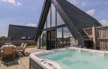 Hill Radnor - The Sheepfold Holiday Home