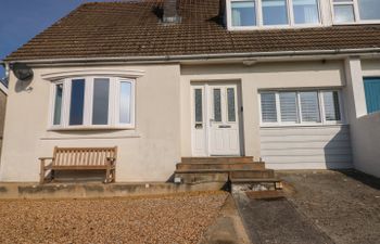 Sandtop Holiday Cottage