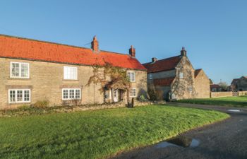 The Farmhouse - North Farm Holiday Cottage