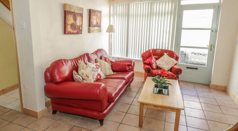 Photo of Glebe House