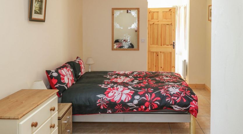 Photo of Glebe House