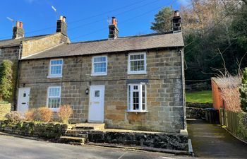 The Old Sweet Shop Holiday Cottage