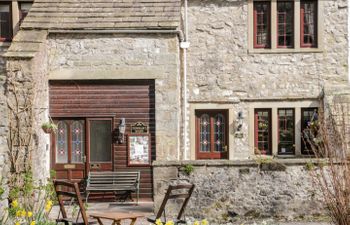 The Hayloft at Tennant Barn Apartment