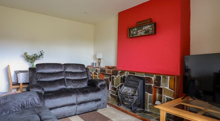 Photo of Hillside Apartment