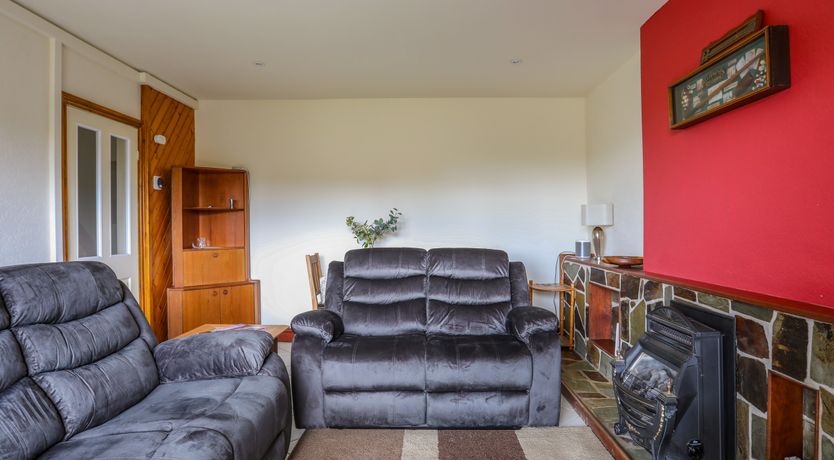 Photo of Hillside Apartment