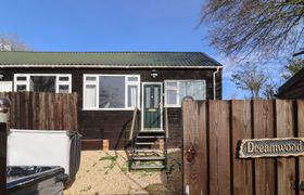 Dreamwood Holiday Home