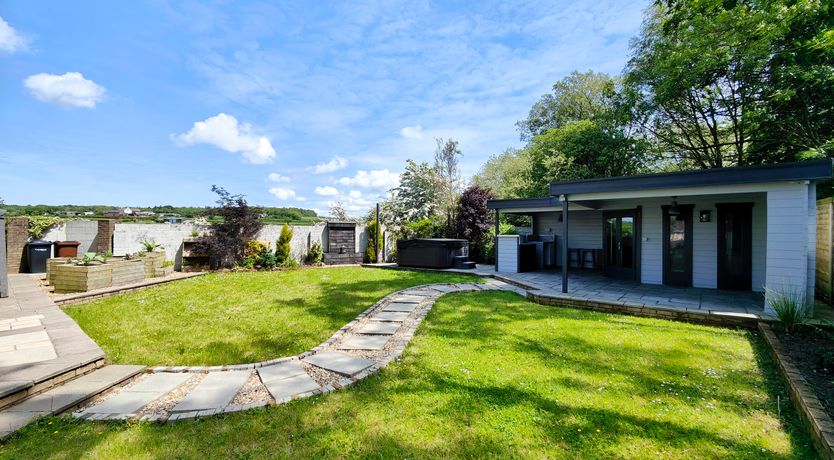 Photo of Sanderson House