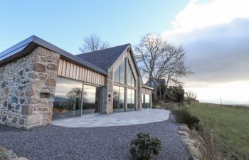 Ferneytoun Holiday Cottage