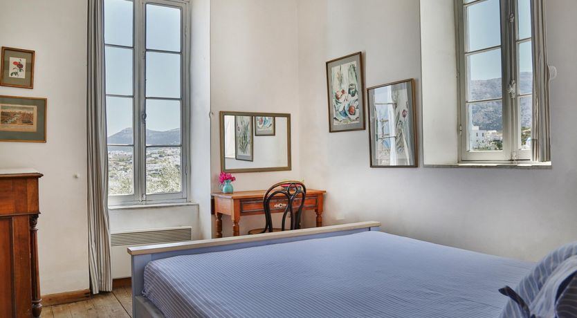 Photo of Mint & Olive