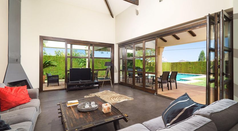 Photo of Views Of The Elephant