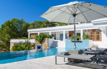 Summer Siestas Villa