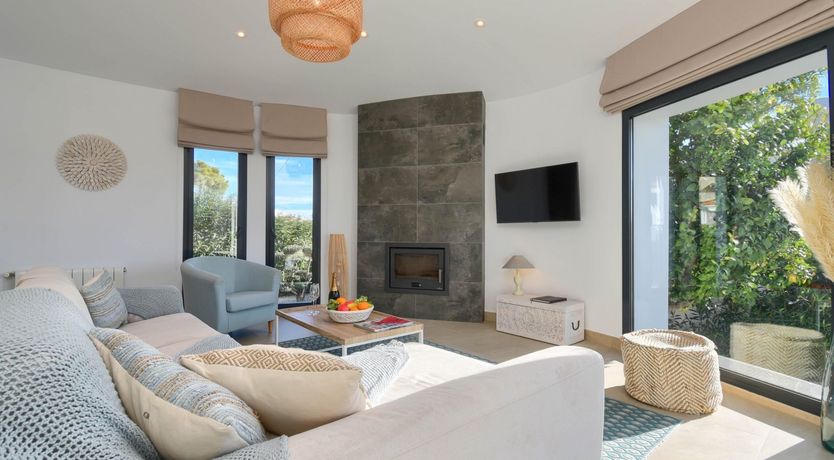 Photo of Spanish Chic