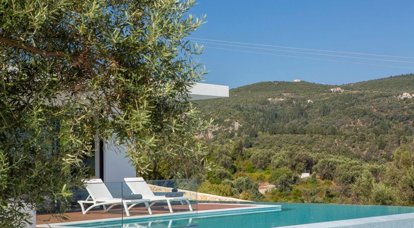 Photo of Moon Reflection