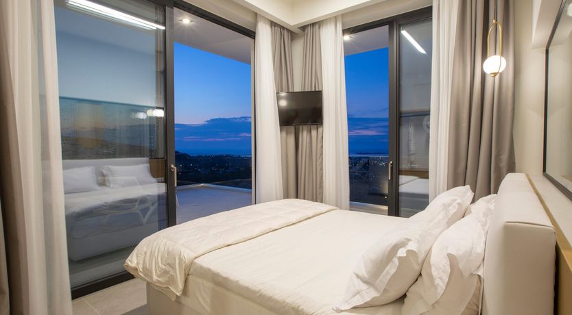 Photo of Moon Reflection