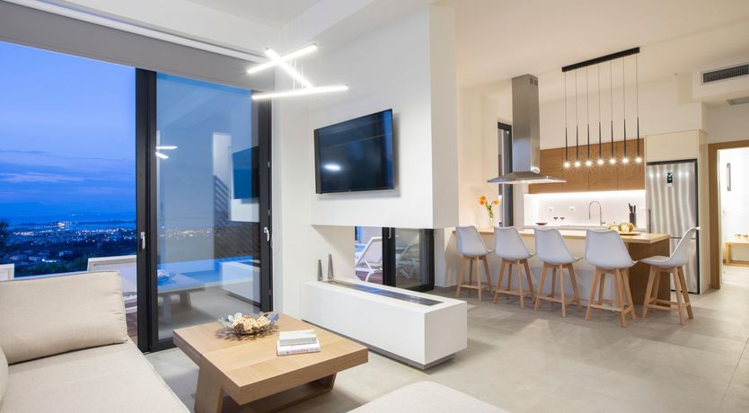 Photo of Moon Reflection