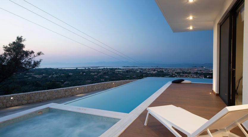 Photo of Moon Reflection