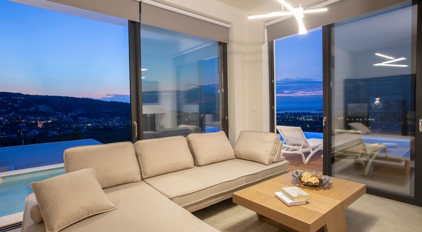 Photo of Moon Reflection