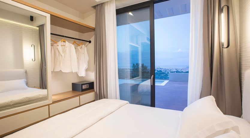 Photo of Moon Reflection