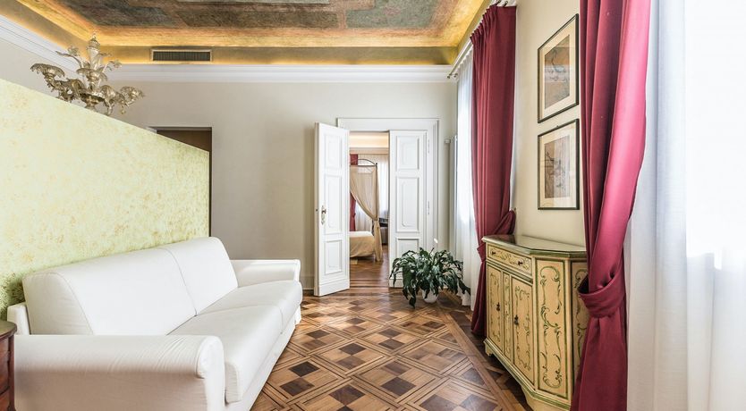 Photo of Dante's Rest