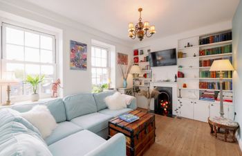 Clerkenwell Corner Apartment