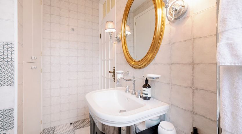 Photo of Clerkenwell Corner