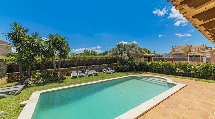 Photo of Poolside Dreams