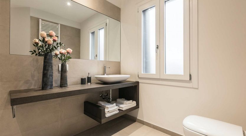 Photo of Cosy on the Canal