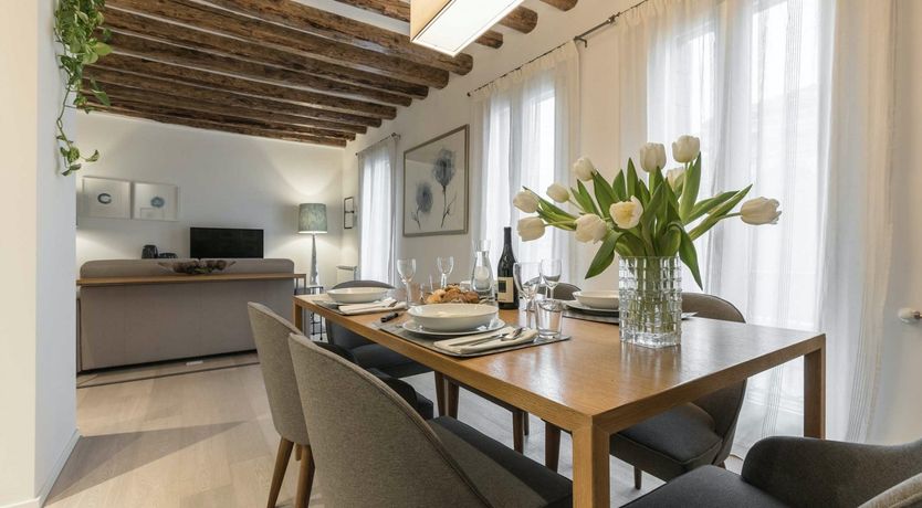 Photo of Cosy on the Canal