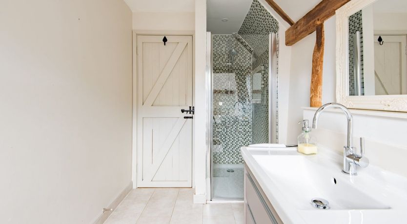 Photo of Standen Farm Lower