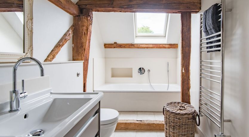 Photo of Standen Farm Lower