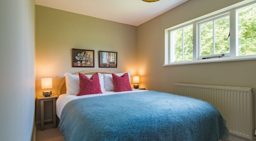 Photo of Standen Farm Lower