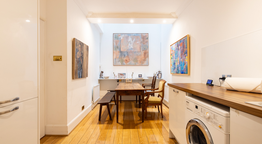 Photo of Painted Porcelain