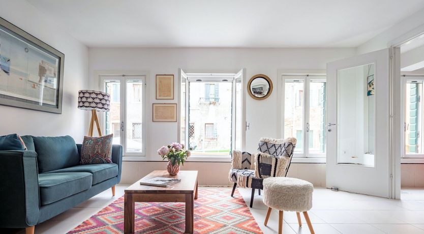 Photo of The Colourful Canal