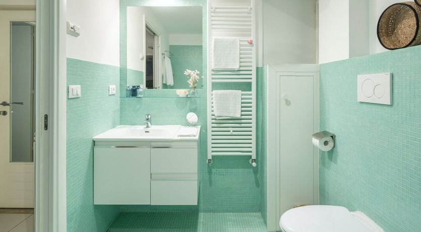 Photo of The Colourful Canal