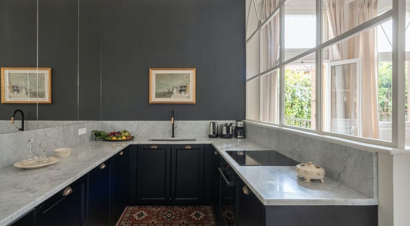 Photo of The Illustrator's Sketchbook