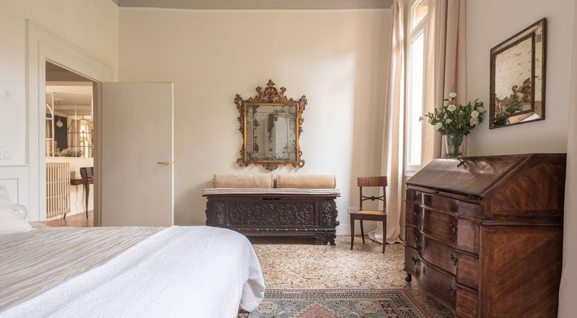 Photo of The Illustrator's Sketchbook