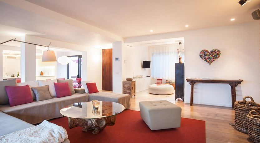 Photo of Space & Sea