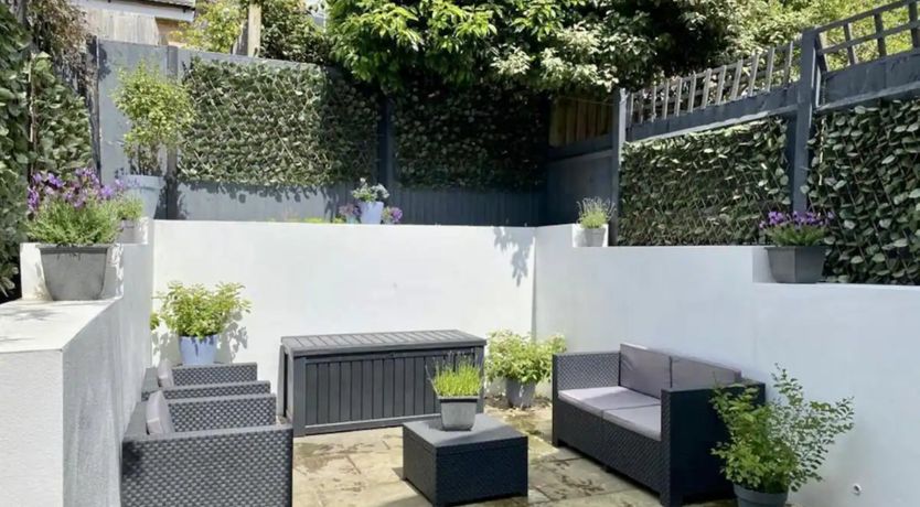 Photo of Notes of Sage