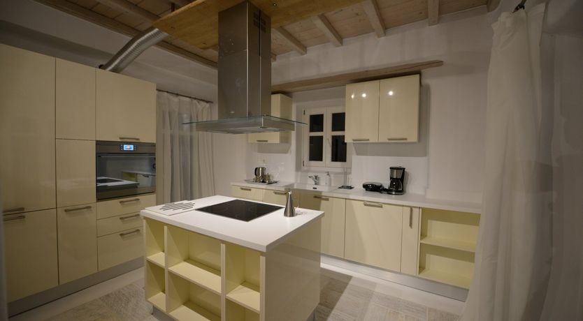 Photo of Tropical Oasis