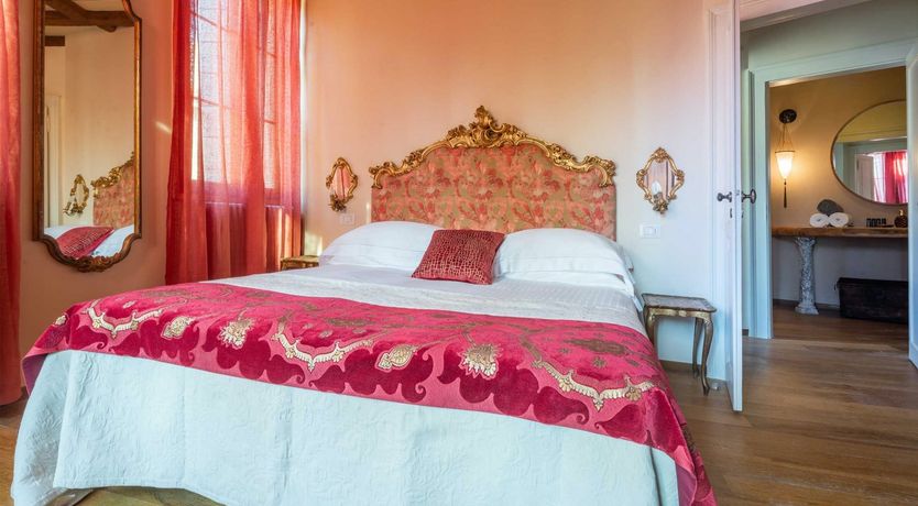 Photo of Marco's Muse