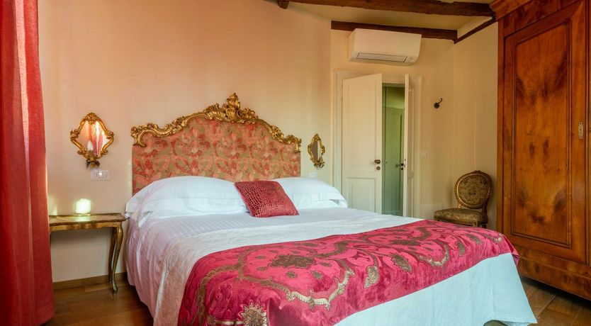 Photo of Marco's Muse