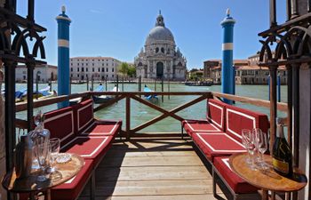 Canaletto's Vistas Villa