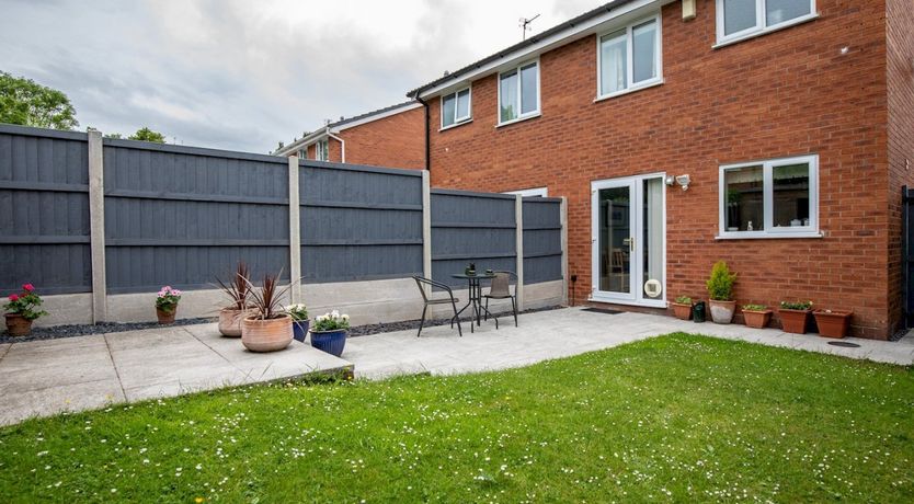 Photo of Shrewsbury Shrub