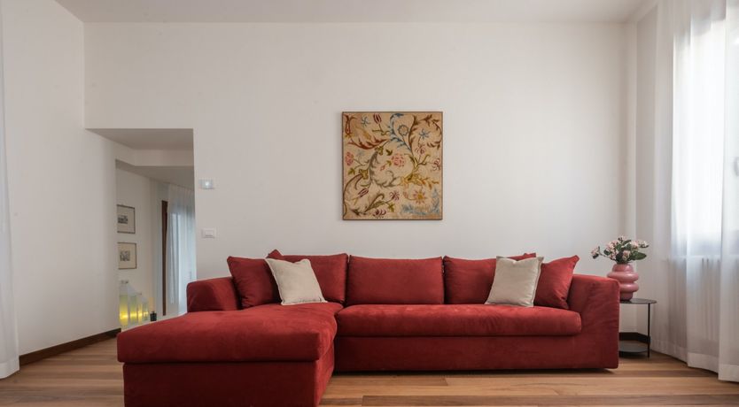 Photo of Venetian Red