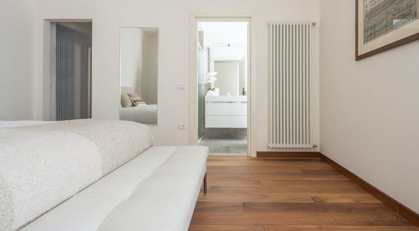 Photo of Venetian Red