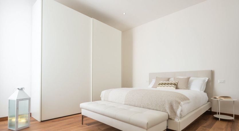 Photo of Venetian Red