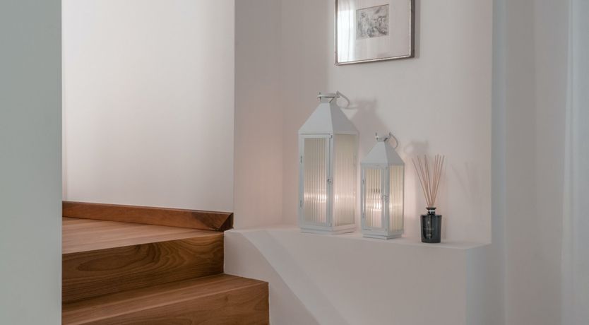 Photo of Venetian Red