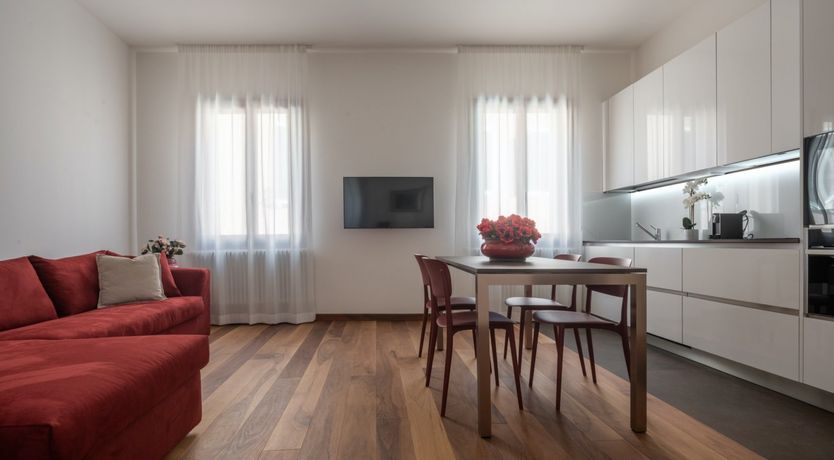 Photo of Venetian Red