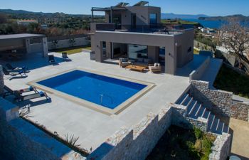 Spun Glass Lagoon Villa