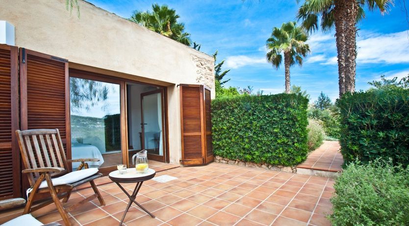 Photo of The Grand Charm